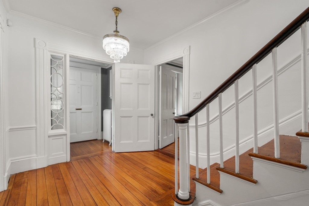 64 Pleasant St