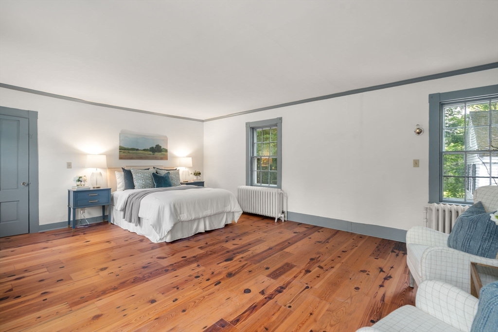64 Pleasant St