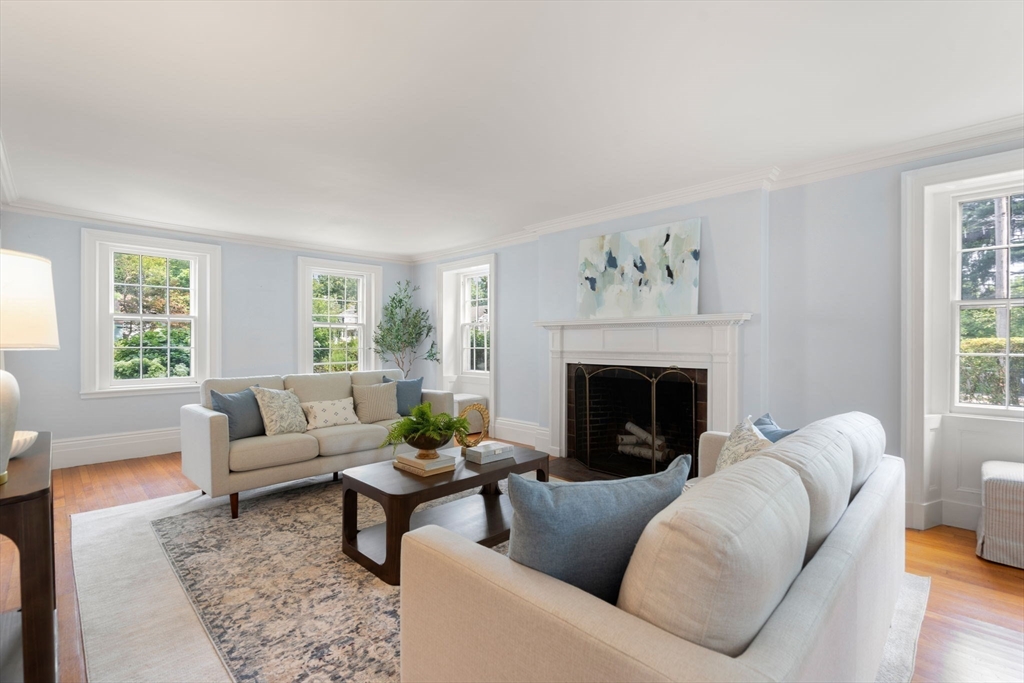 64 Pleasant St