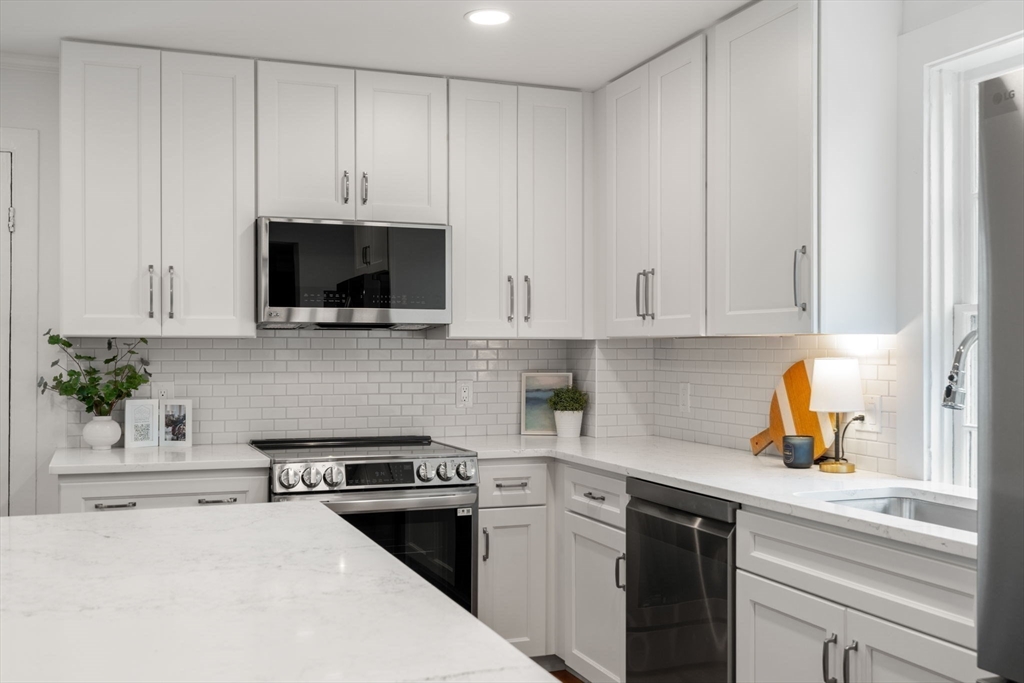 64 Pleasant St