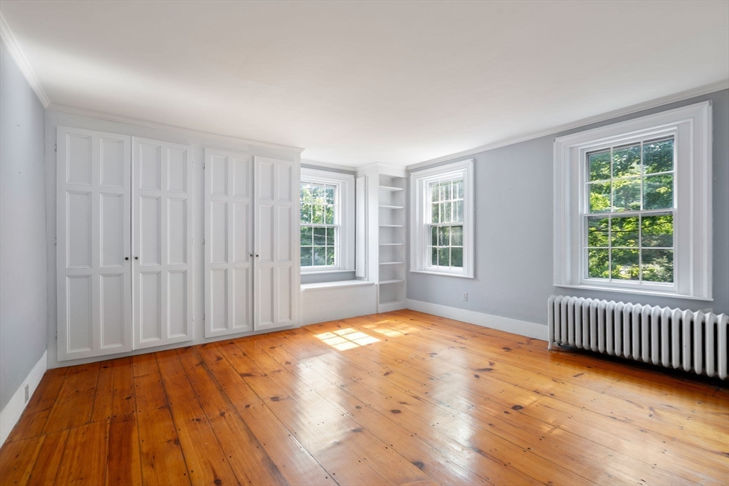 64 Pleasant St