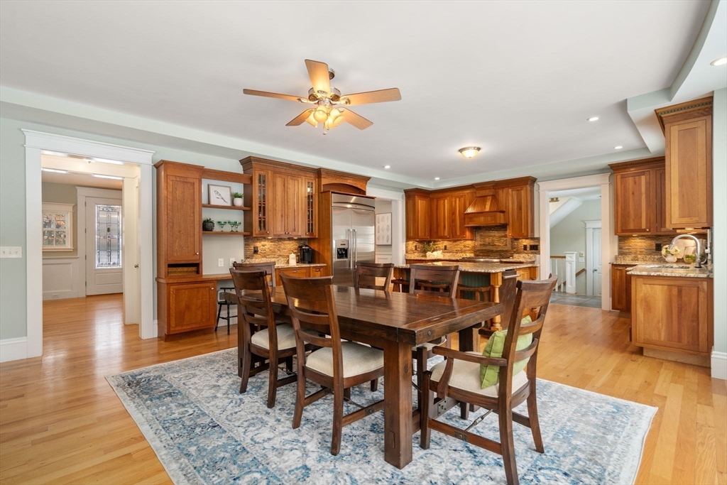 377 Lincoln Rd
