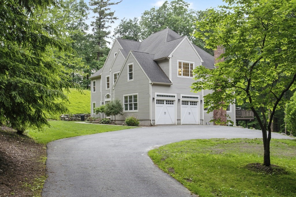 139 Nashaway Rd