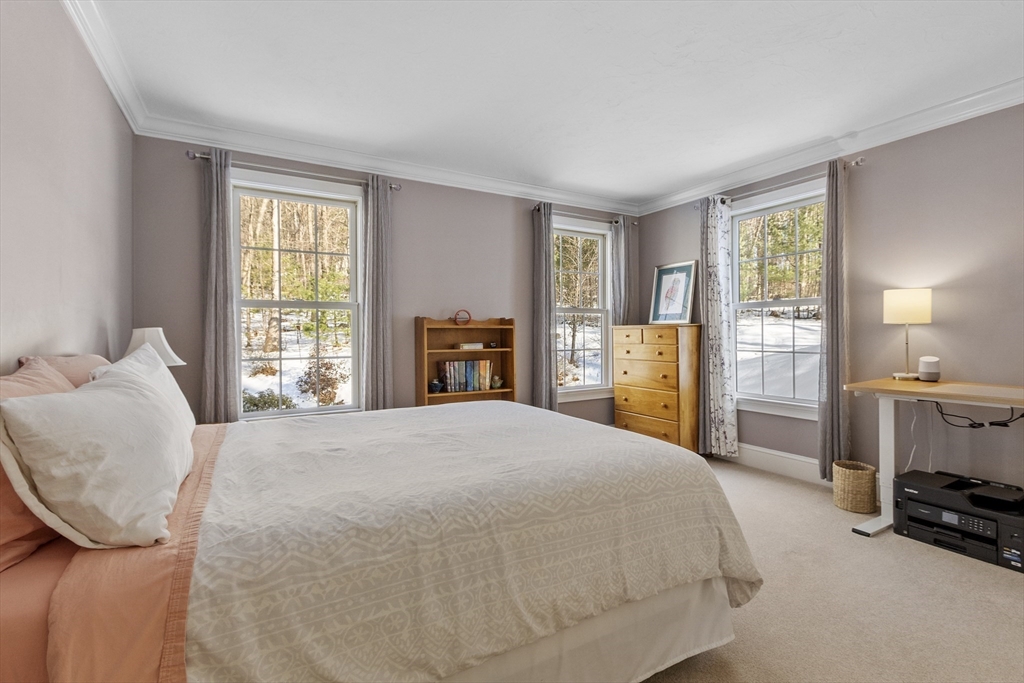 139 Nashaway Rd