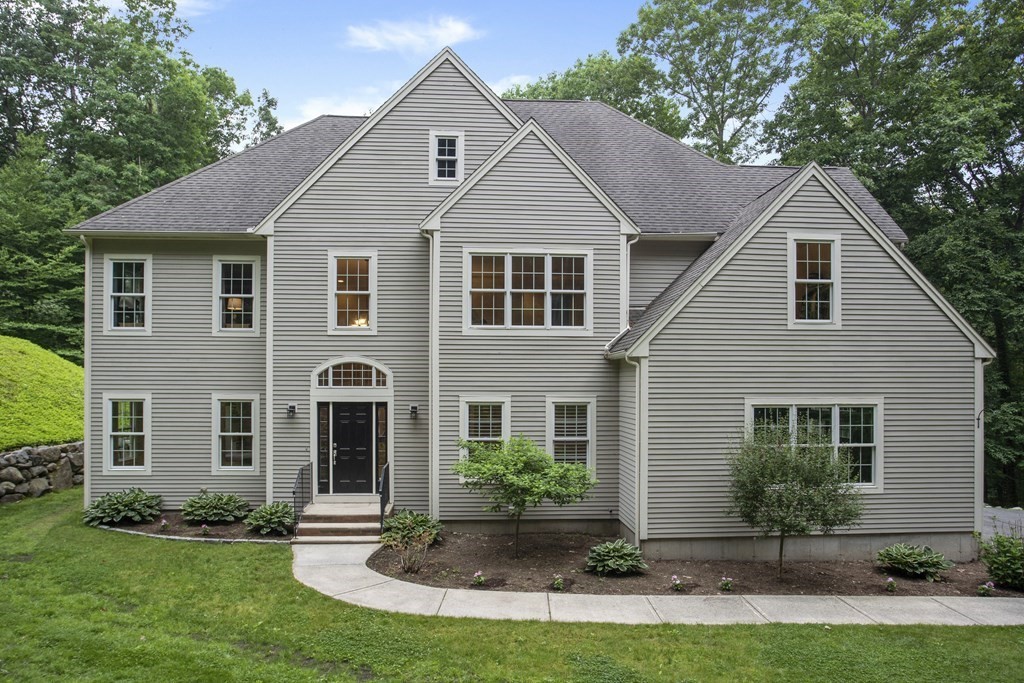 139 Nashaway Rd