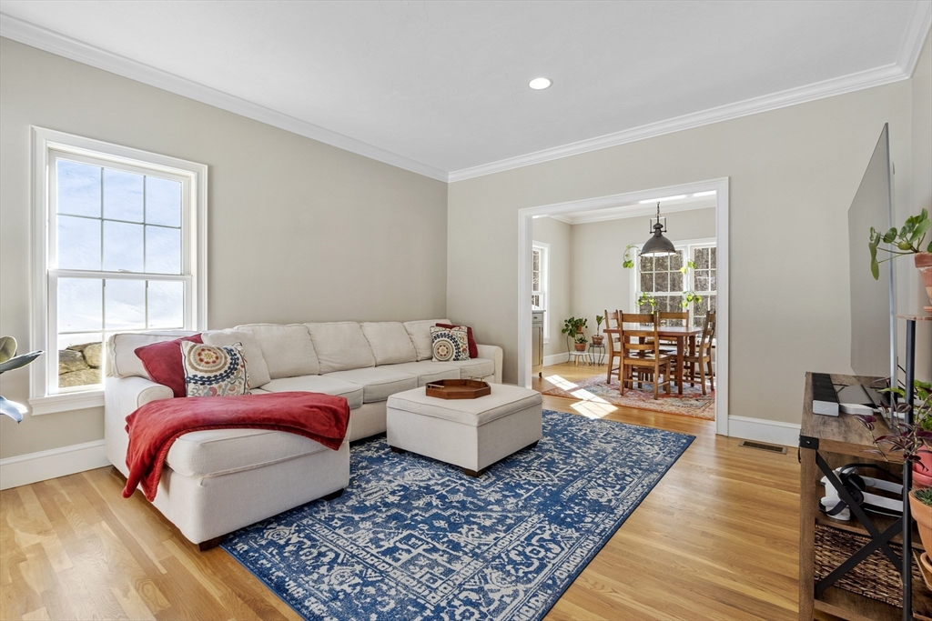 139 Nashaway Rd