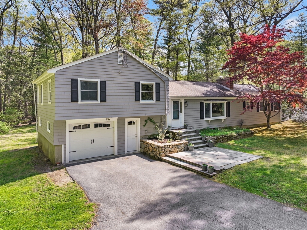 214 Glezen Lane