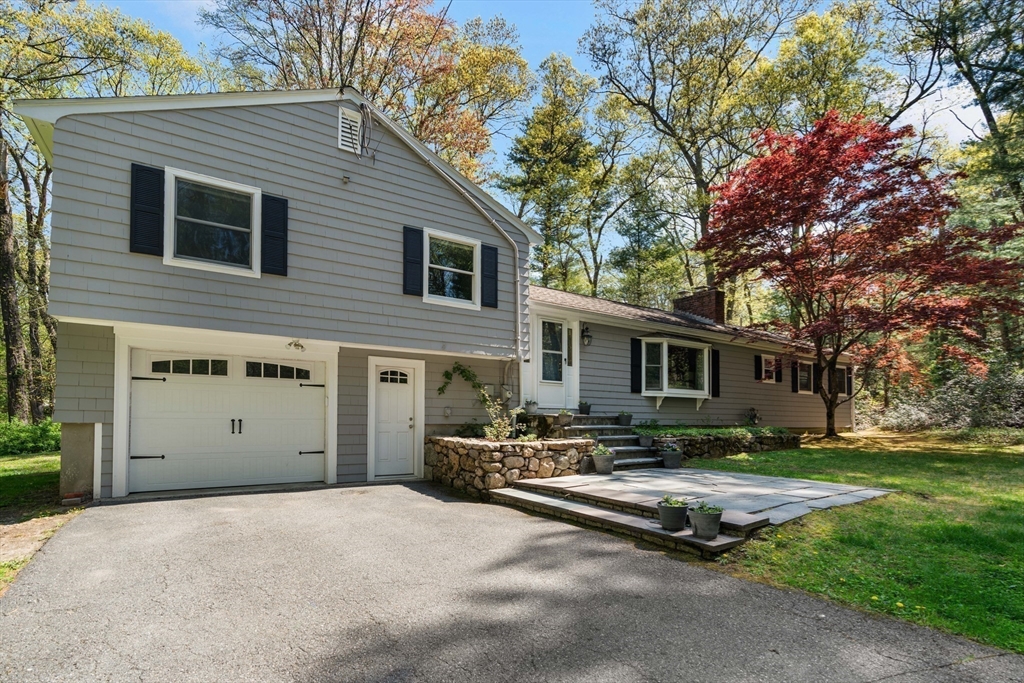 214 Glezen Lane