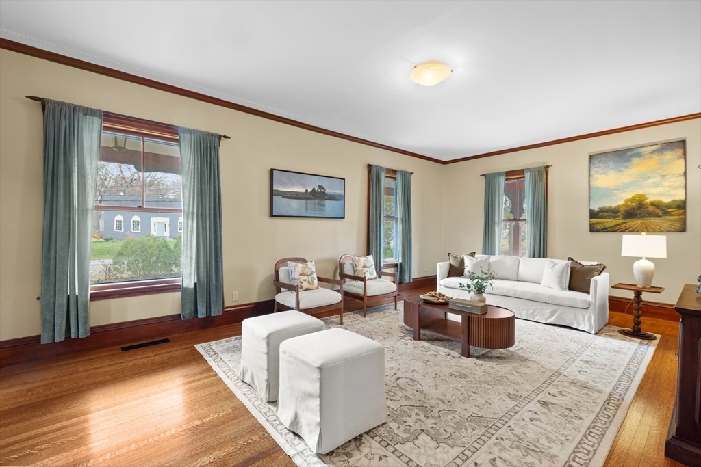 451 Gleasondale Rd