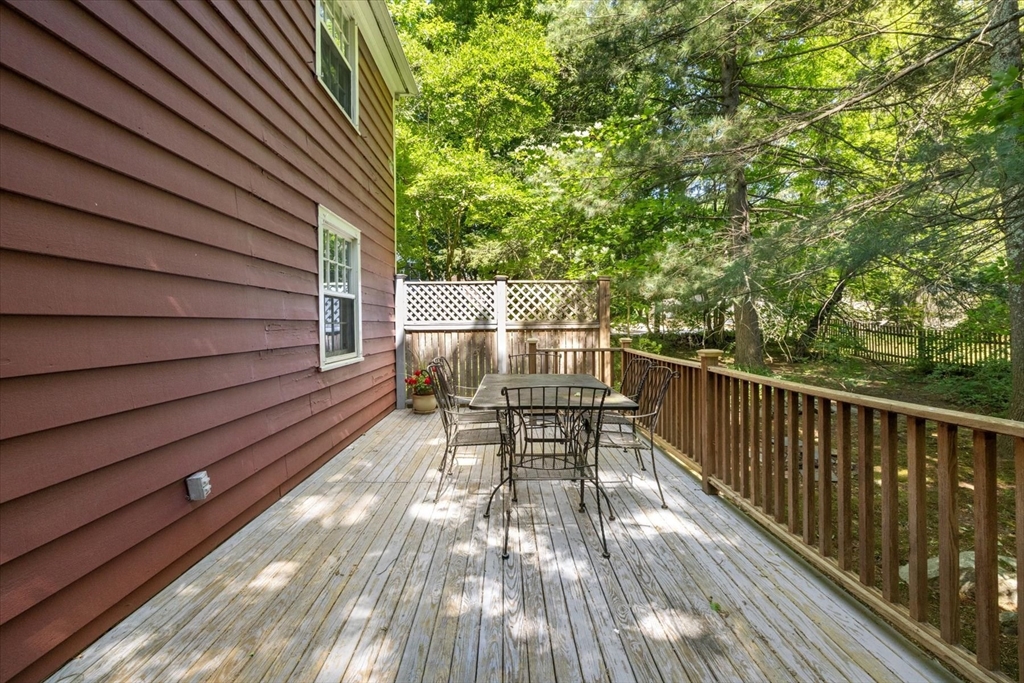 315 Goodmans Hill Rd
