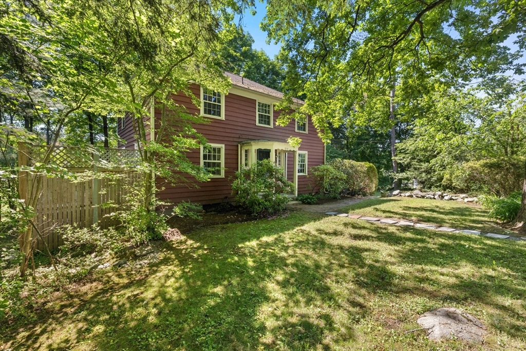 315 Goodmans Hill Rd
