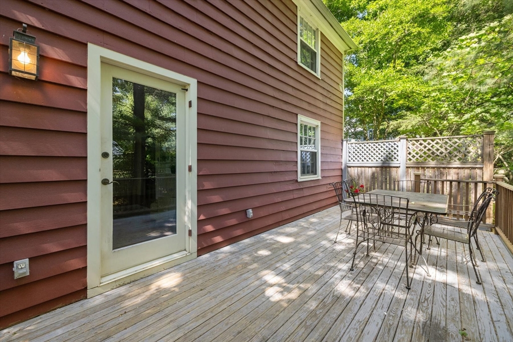 315 Goodmans Hill Rd