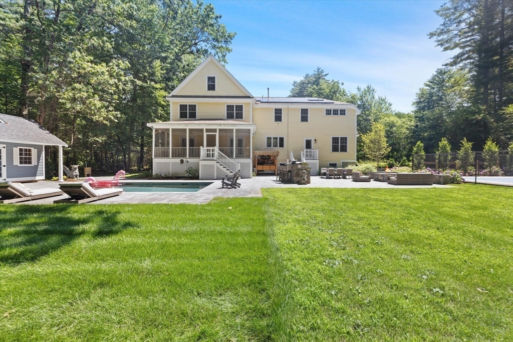 12 Trillium Way