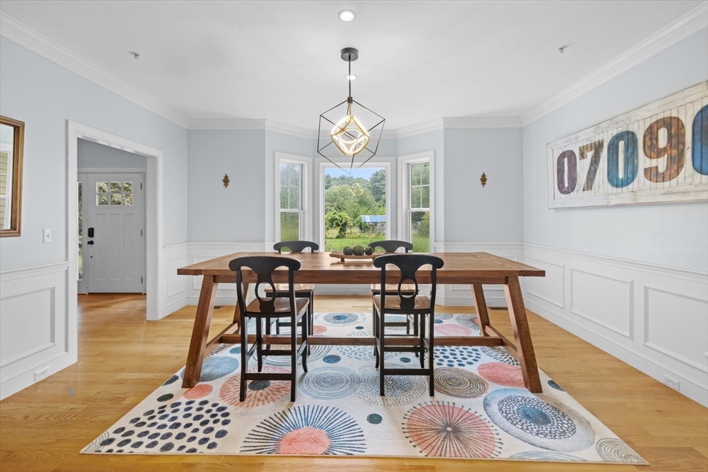 12 Trillium Way