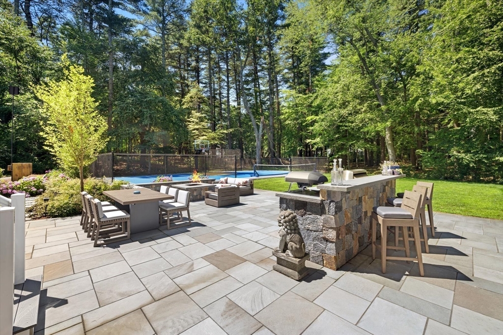 12 Trillium Way