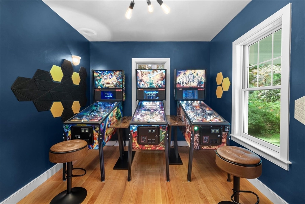 12 Trillium Way