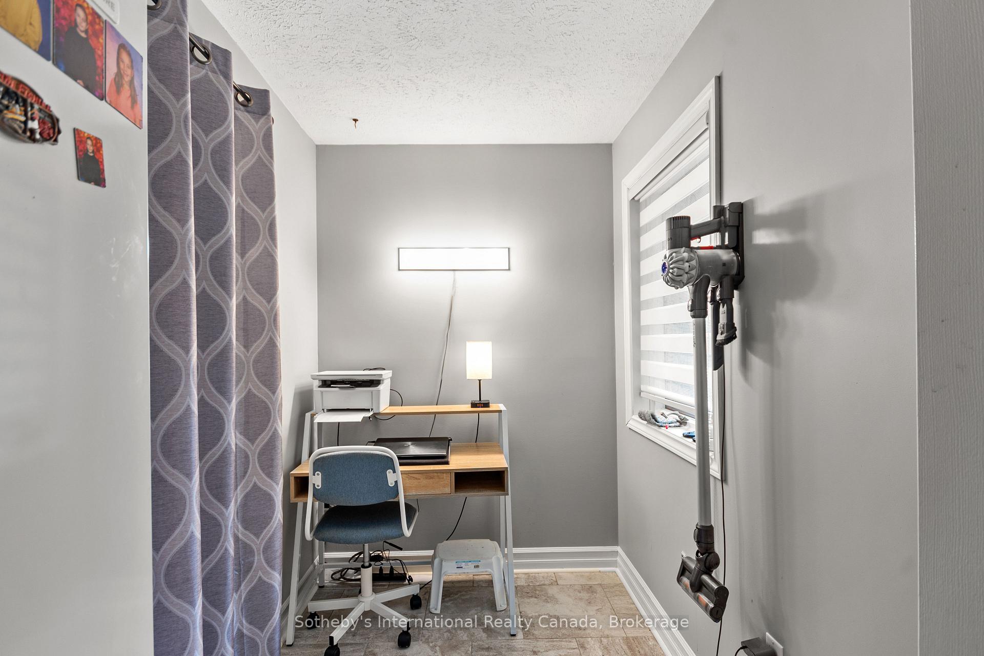 8 Beck Blvd #10, Penetanguishene