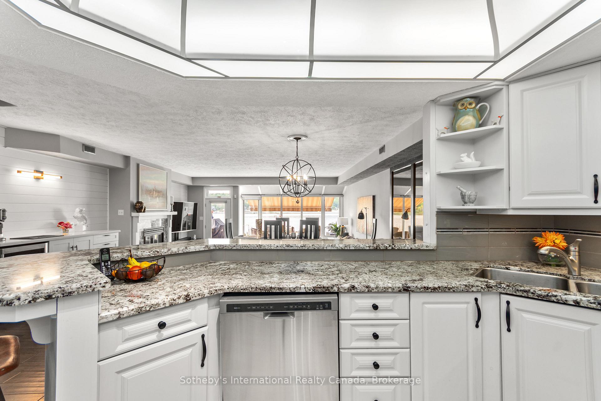 8 Beck Blvd #10, Penetanguishene