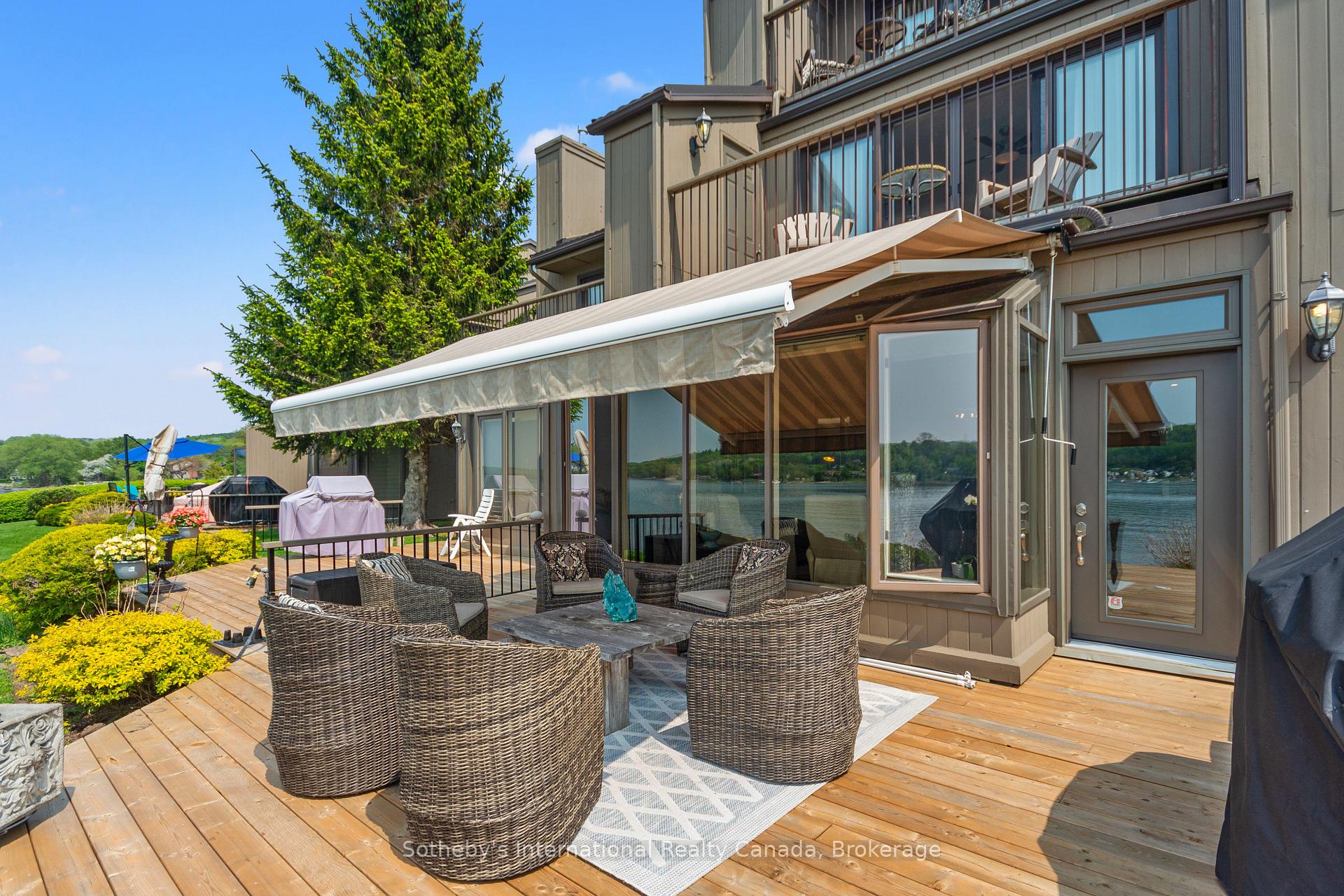 8 Beck Blvd #10, Penetanguishene