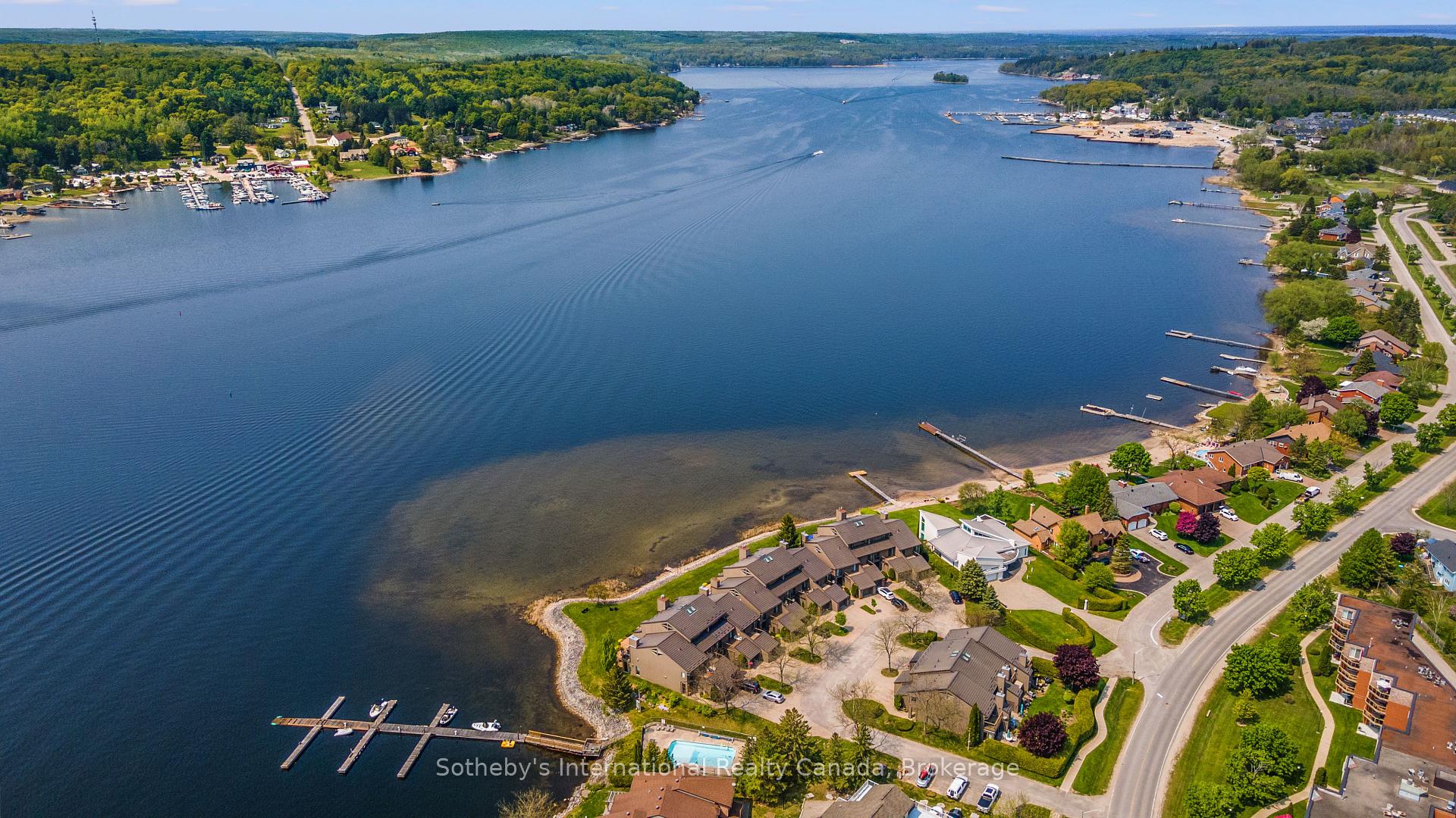 8 Beck Blvd #10, Penetanguishene