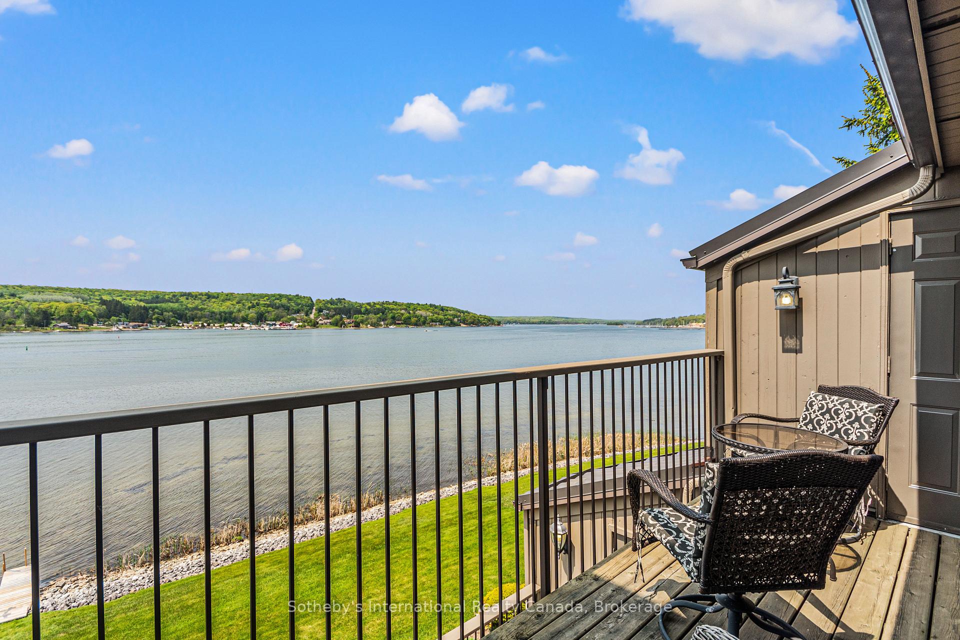 8 Beck Blvd #10, Penetanguishene