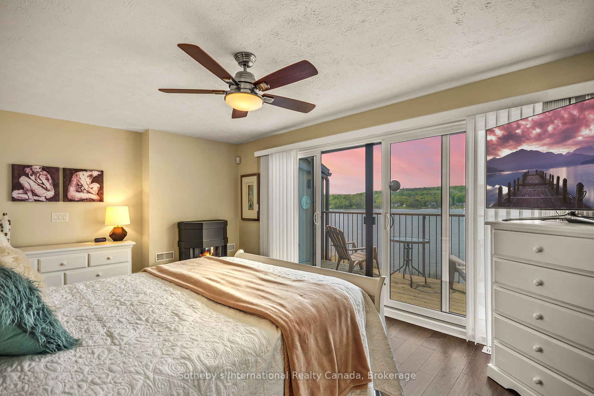 8 Beck Blvd #10, Penetanguishene