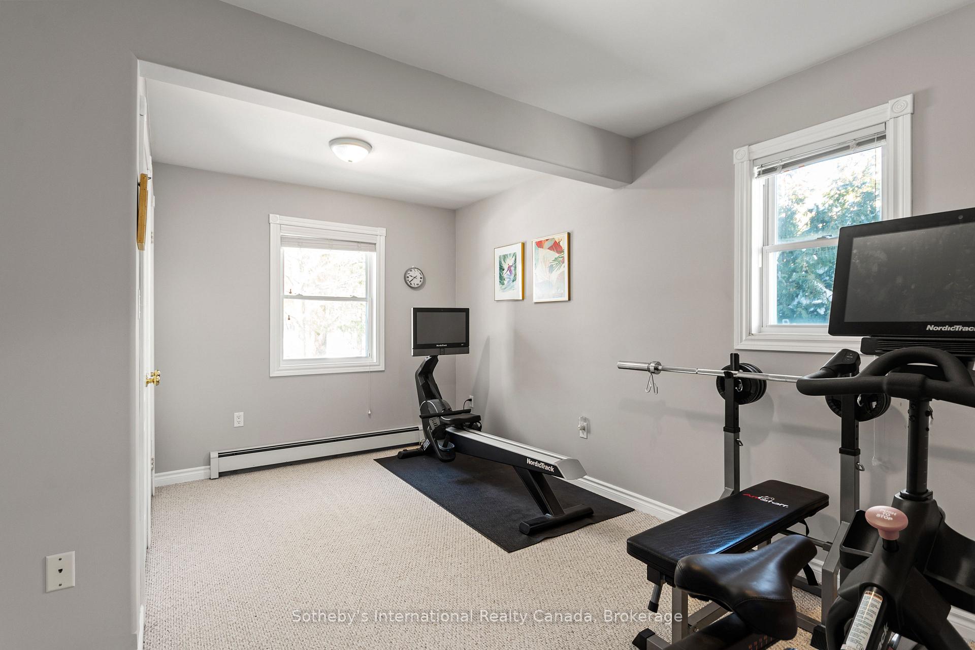 604 CHAMPLAIN Road