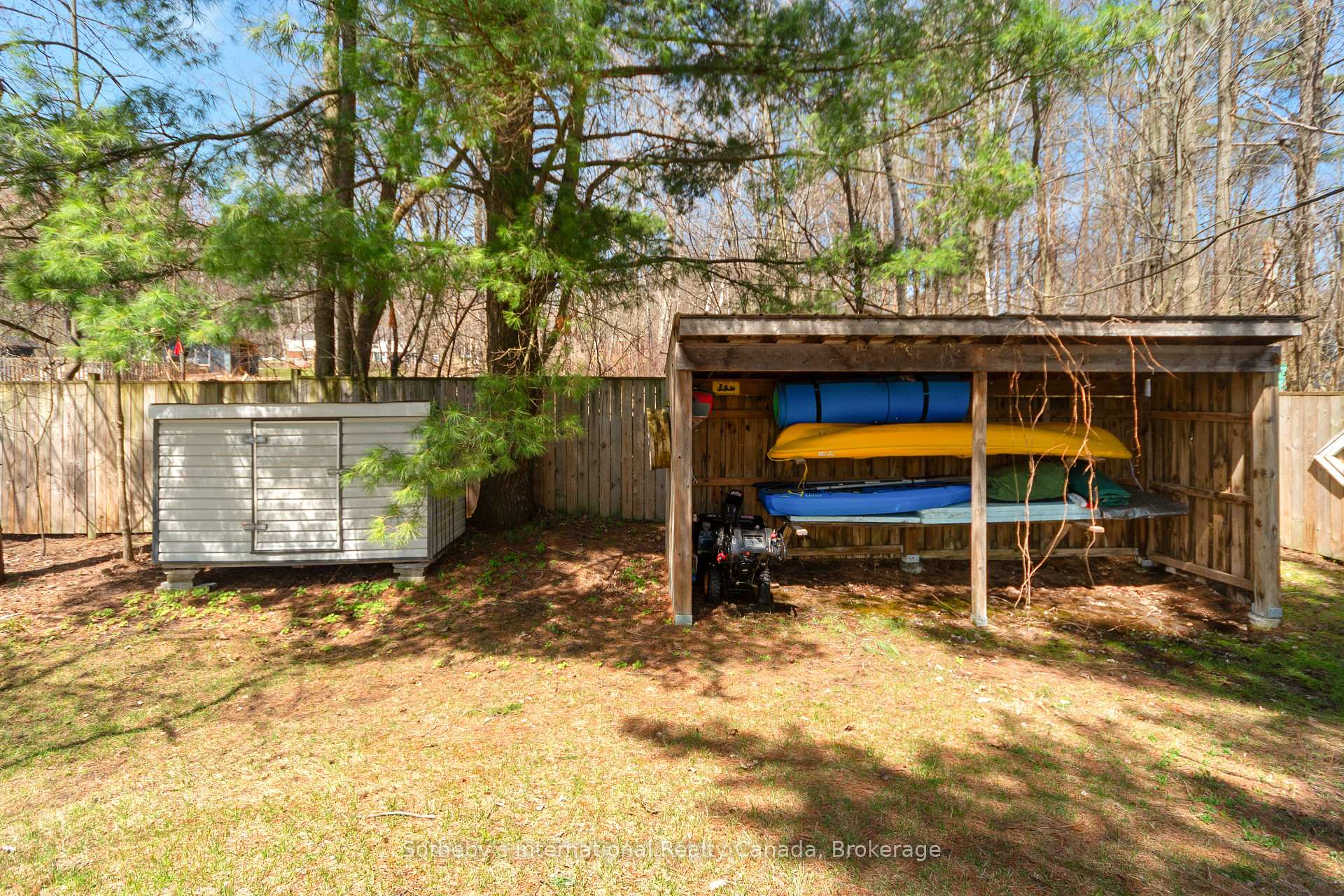 604 CHAMPLAIN Road