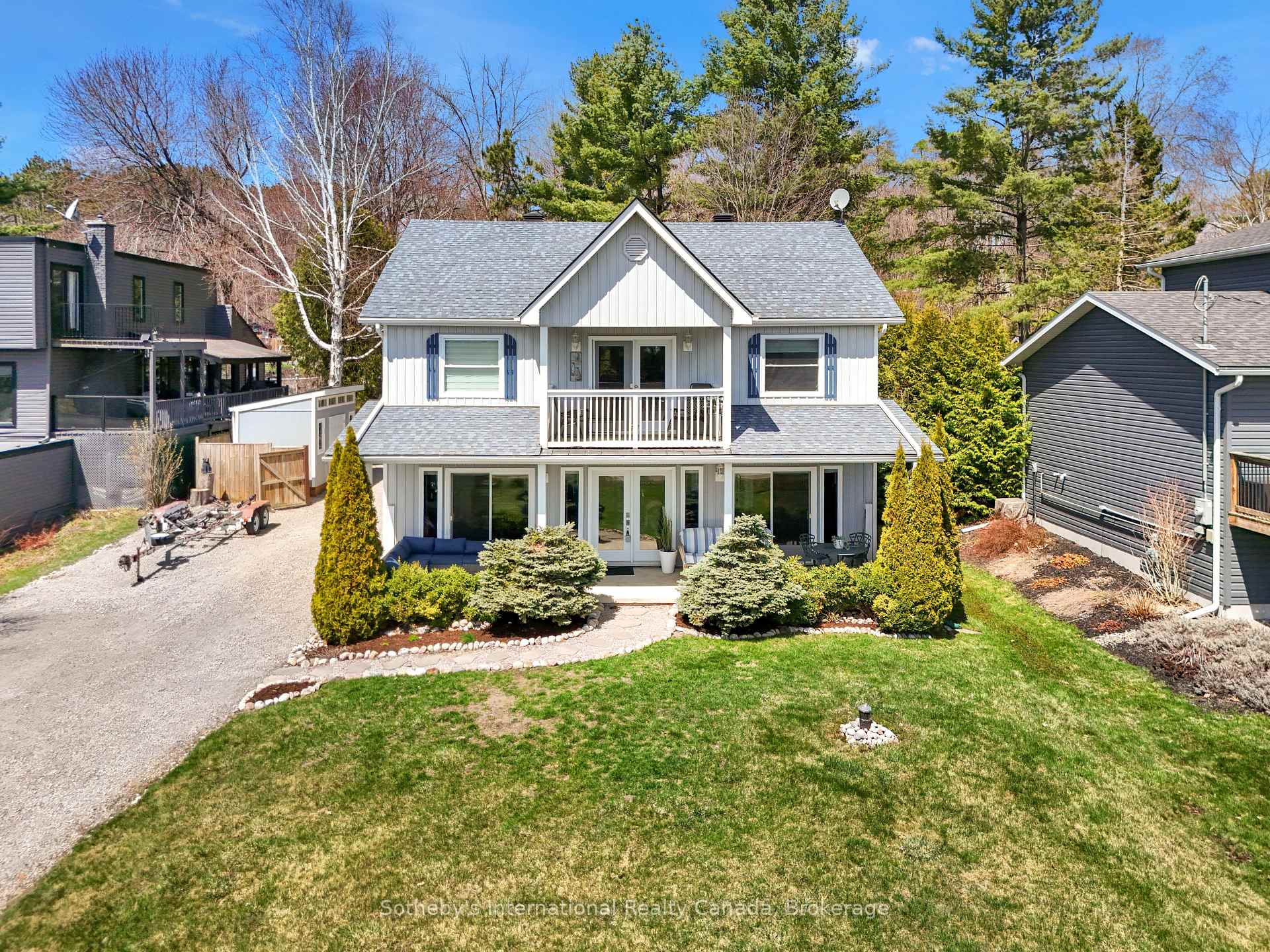604 CHAMPLAIN Road