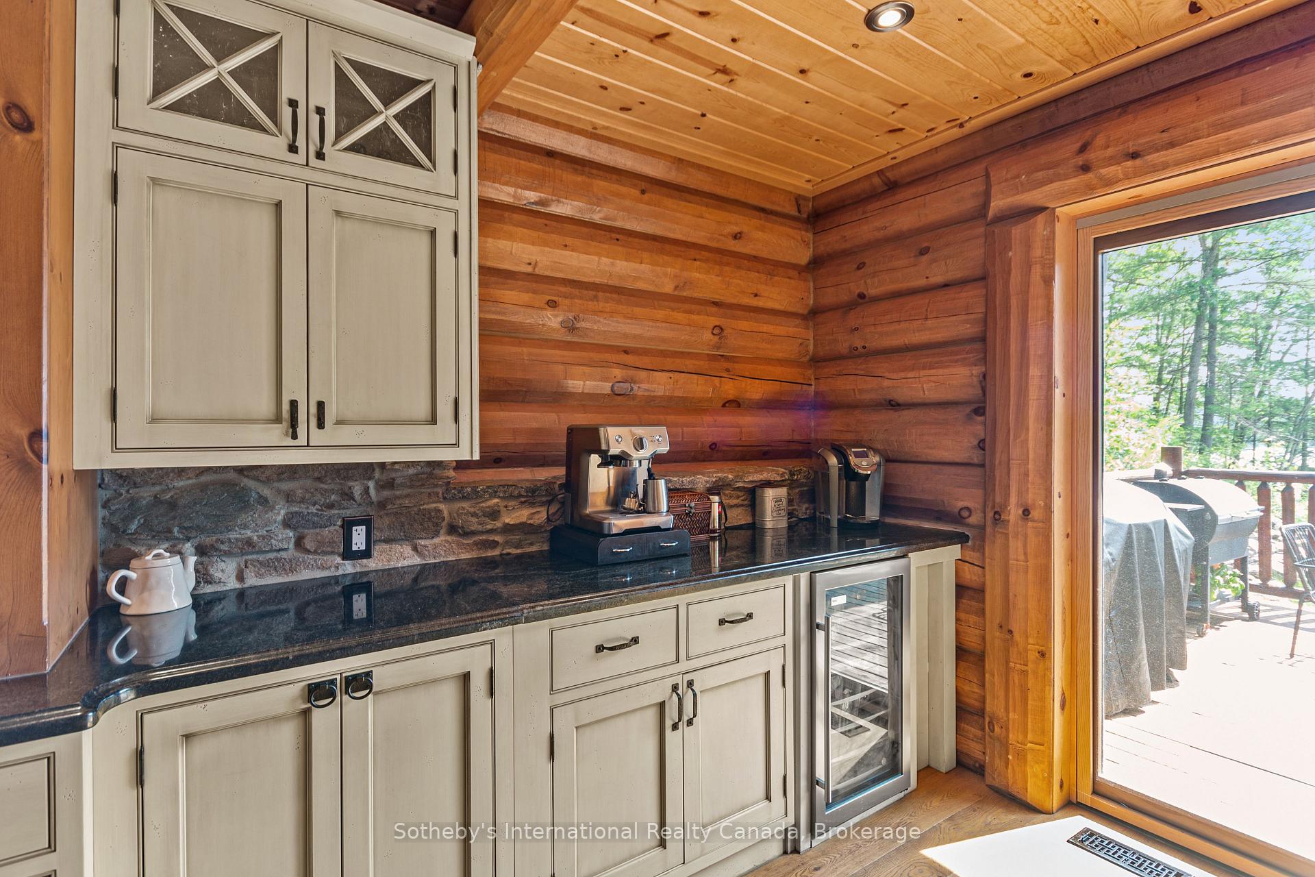 6184 Go Home Lake Shore N/A