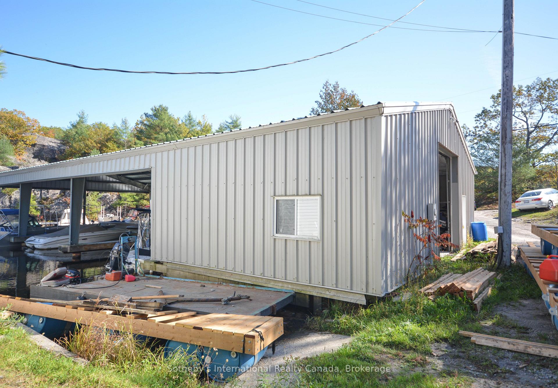 827 Go Home Lake Road