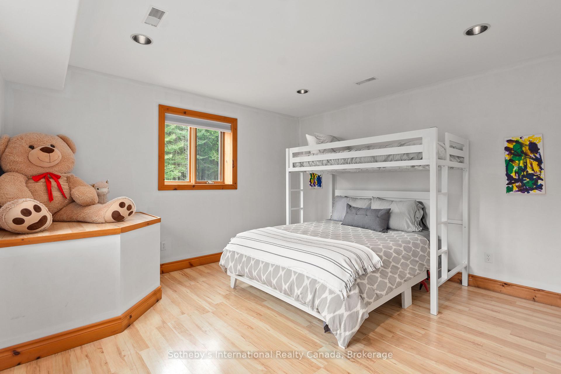 191-221 Pennie Avenue