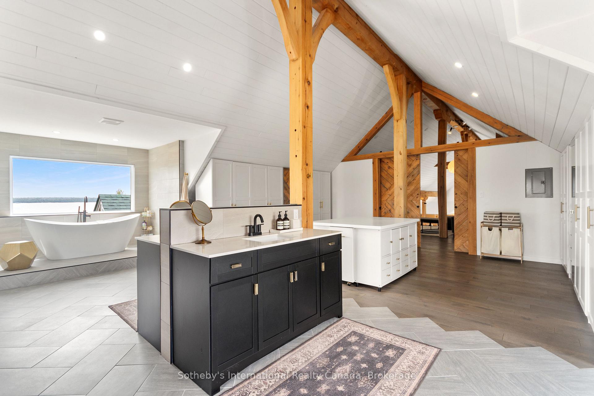 191-221 Pennie Avenue