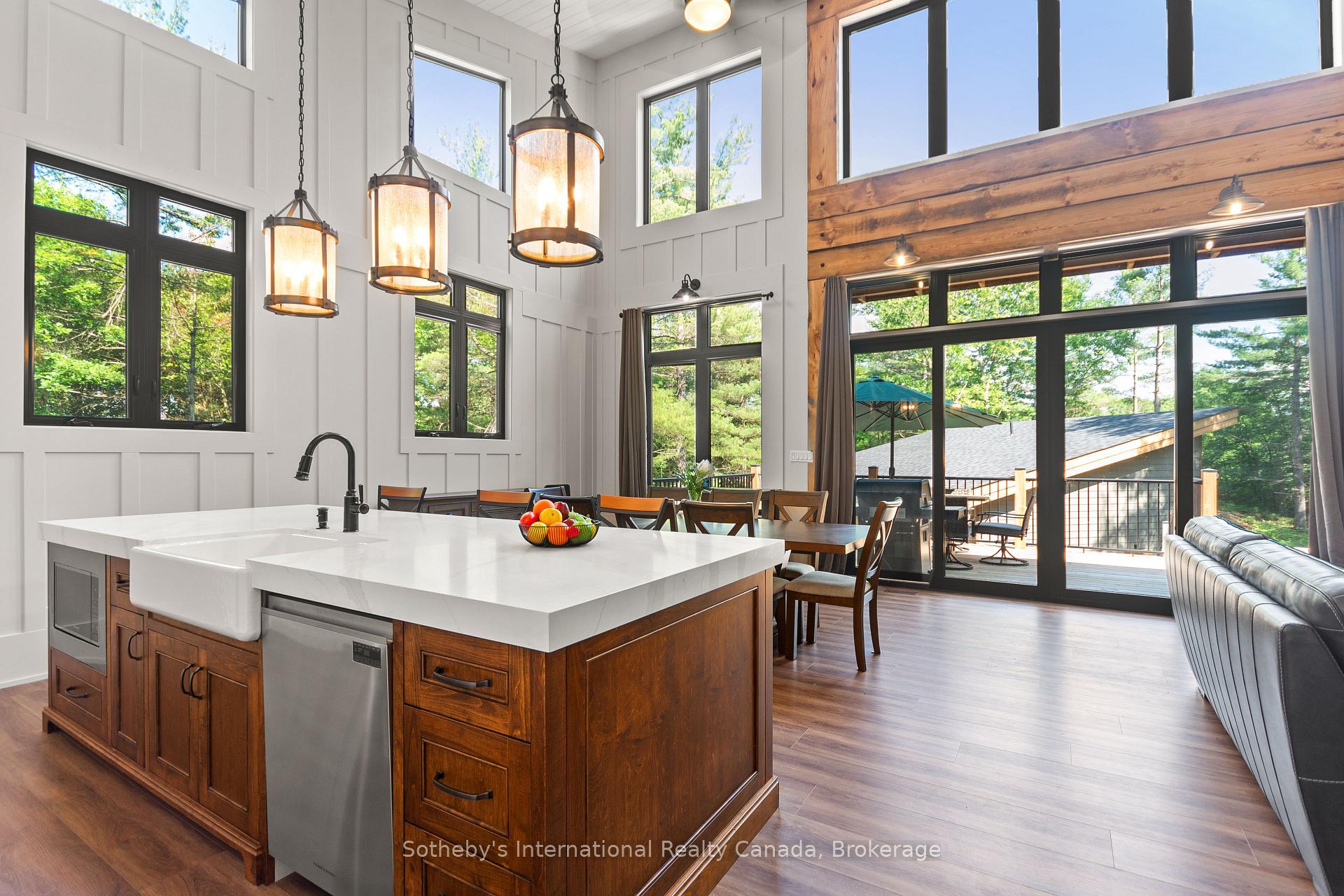 103 WHITES FALLS Road