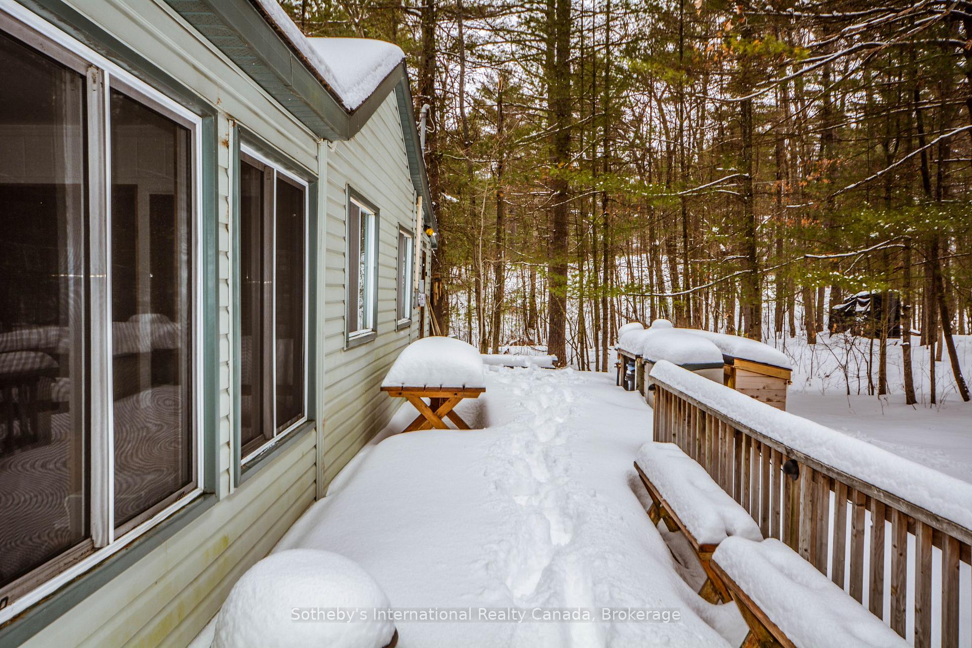 9492 Go Home Lake Shore N/A