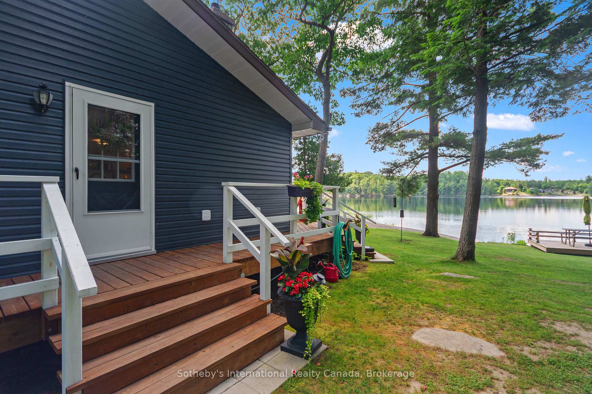834 Eastshore Road