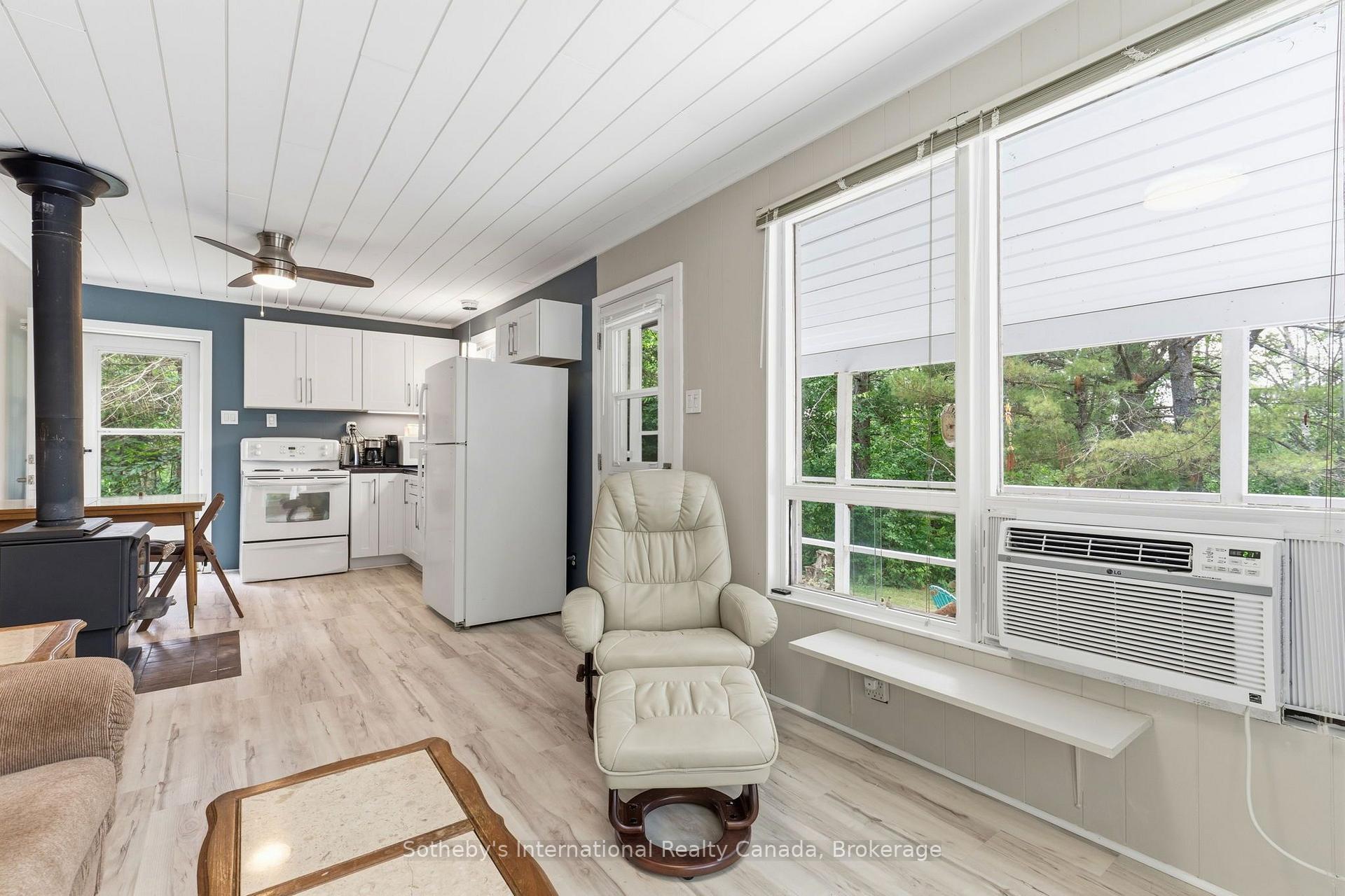 13 Pine Tree Road