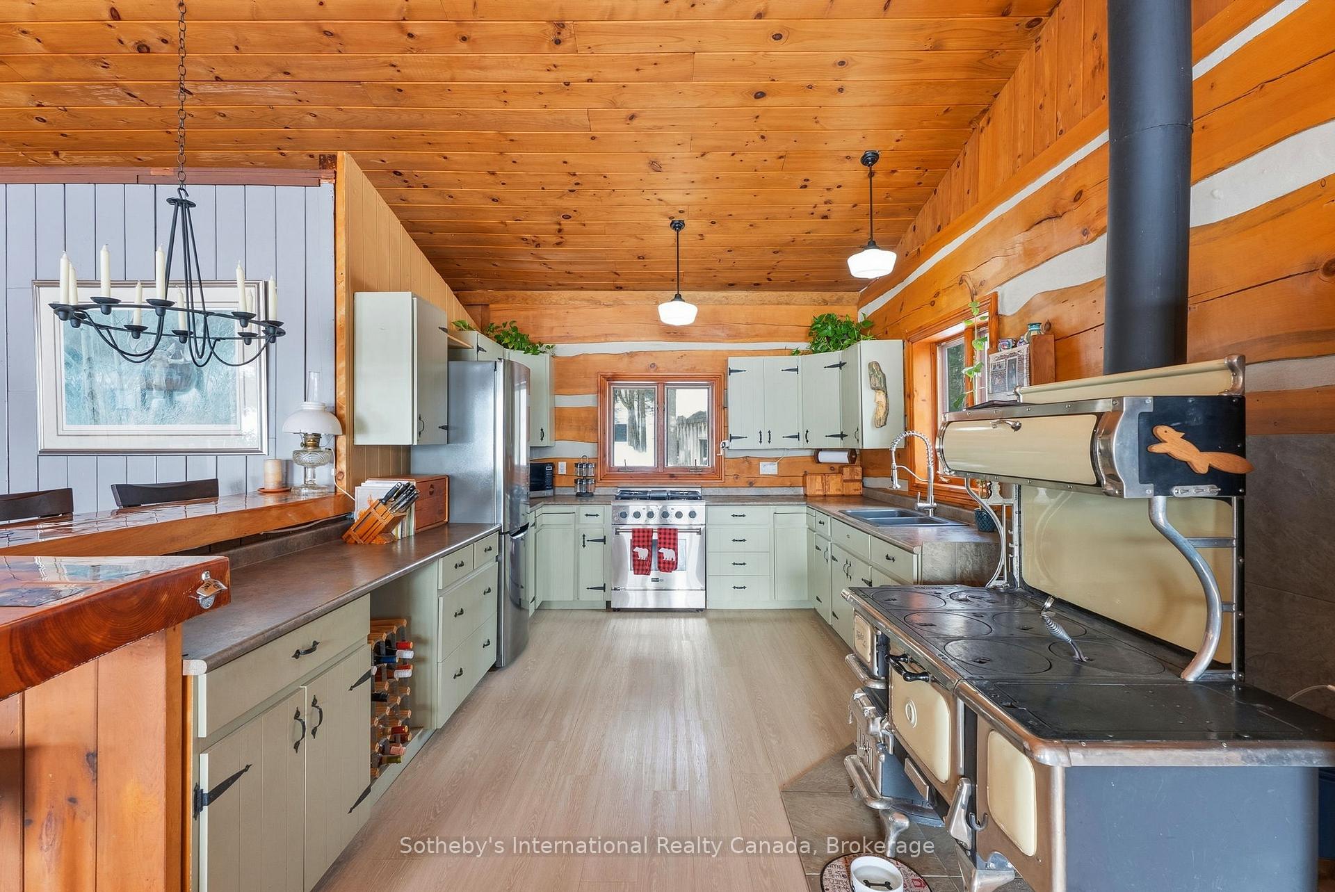 3491A Axe Lake Road