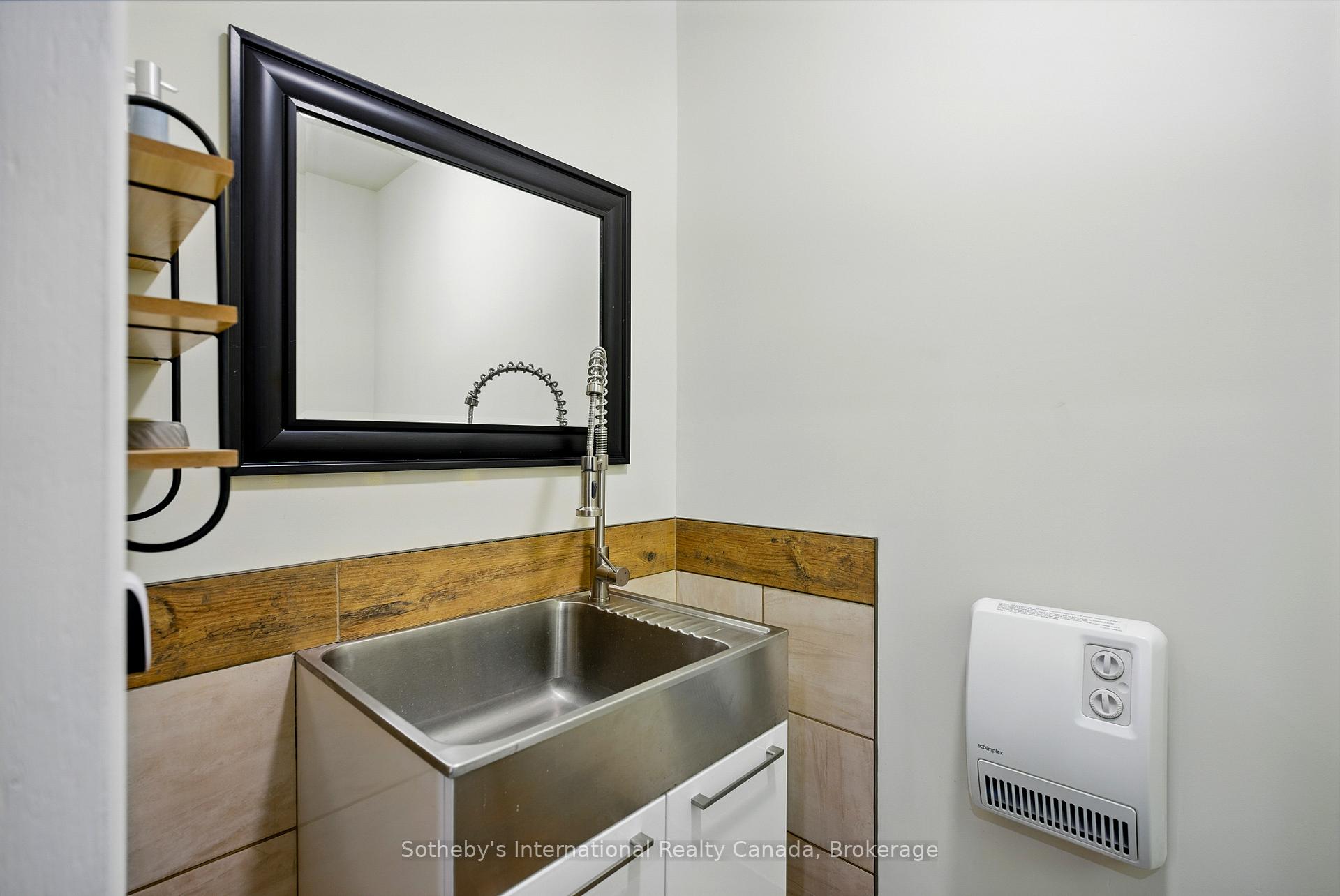 276 Jeffrey Road N