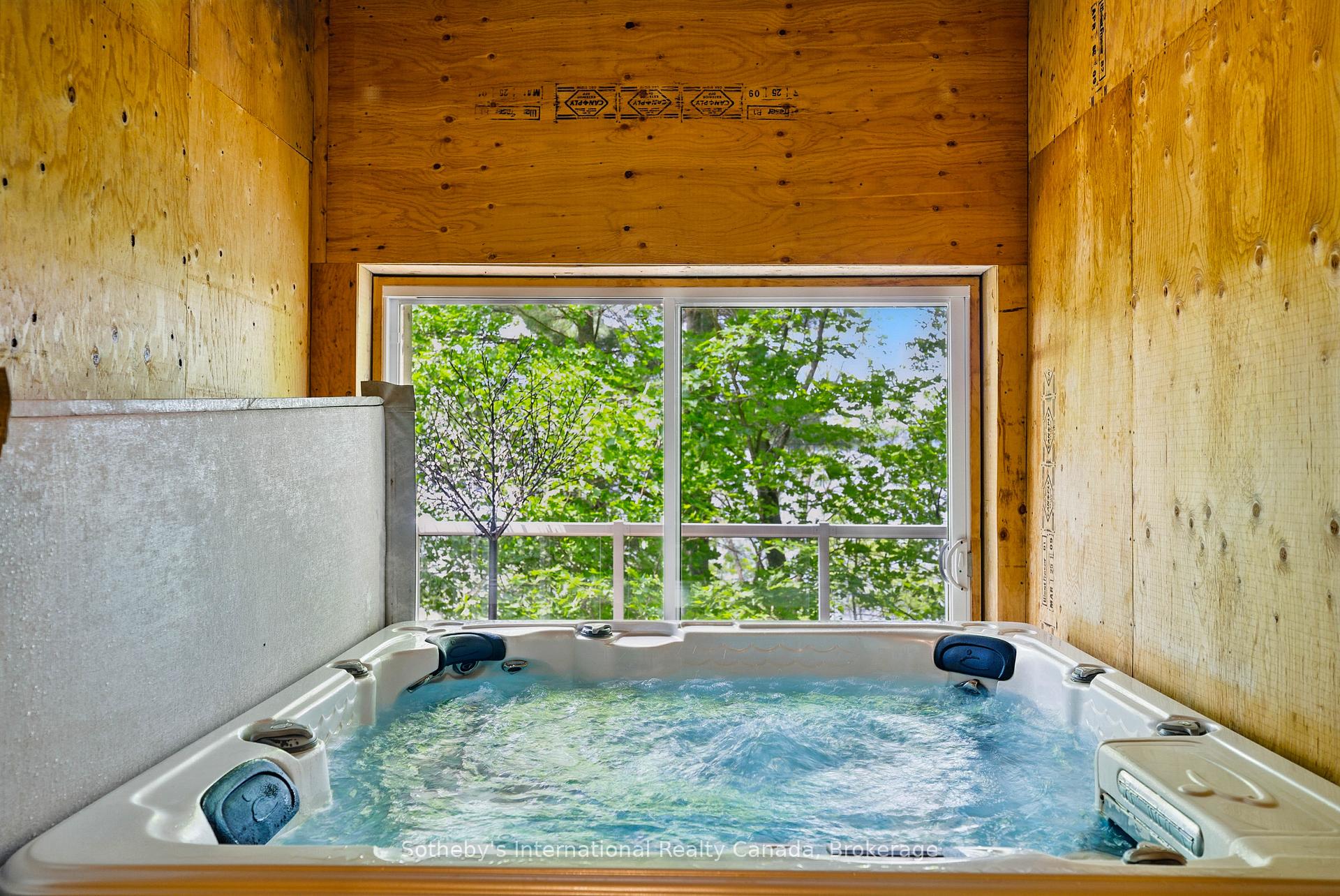 276 Jeffrey Road N