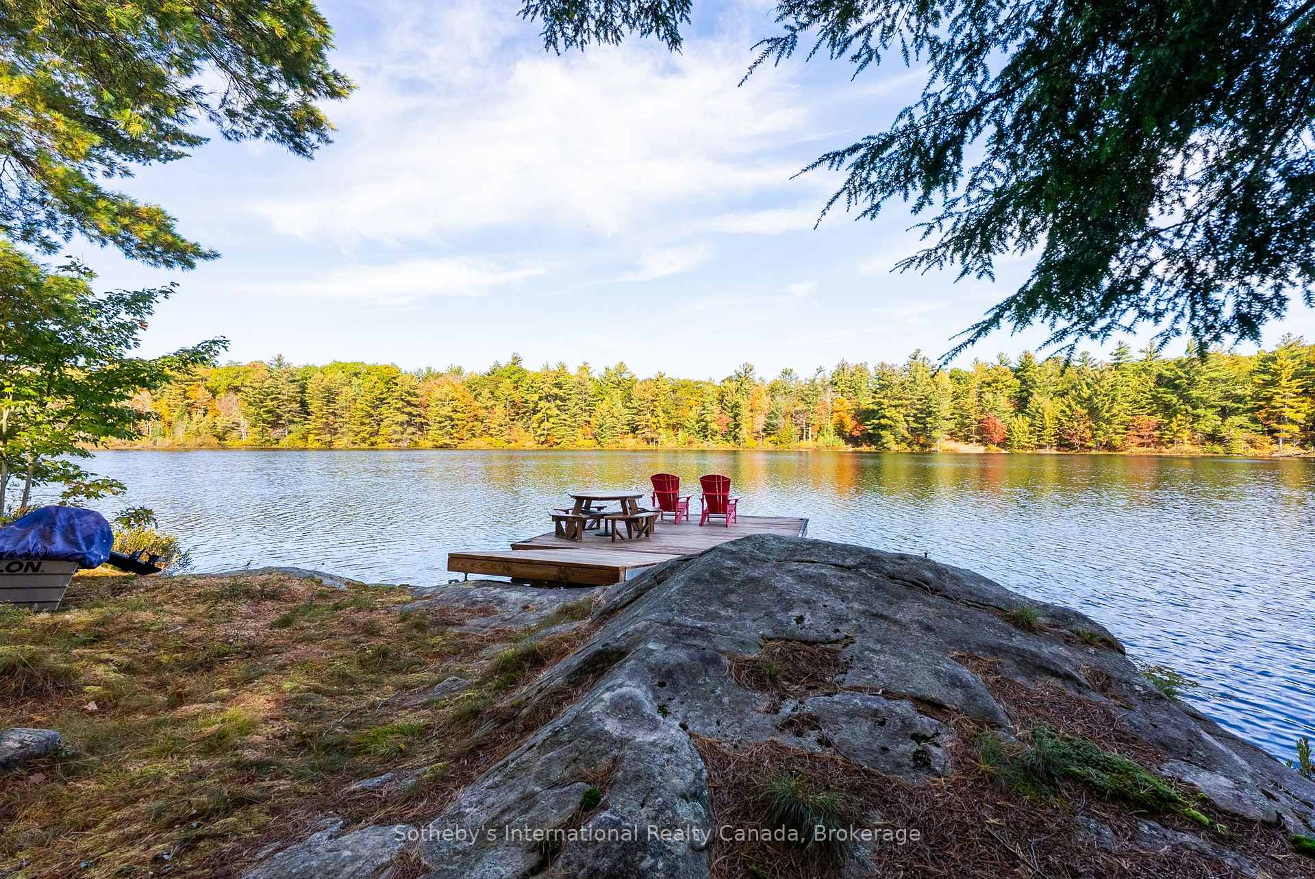 110 Carling Bay Road W