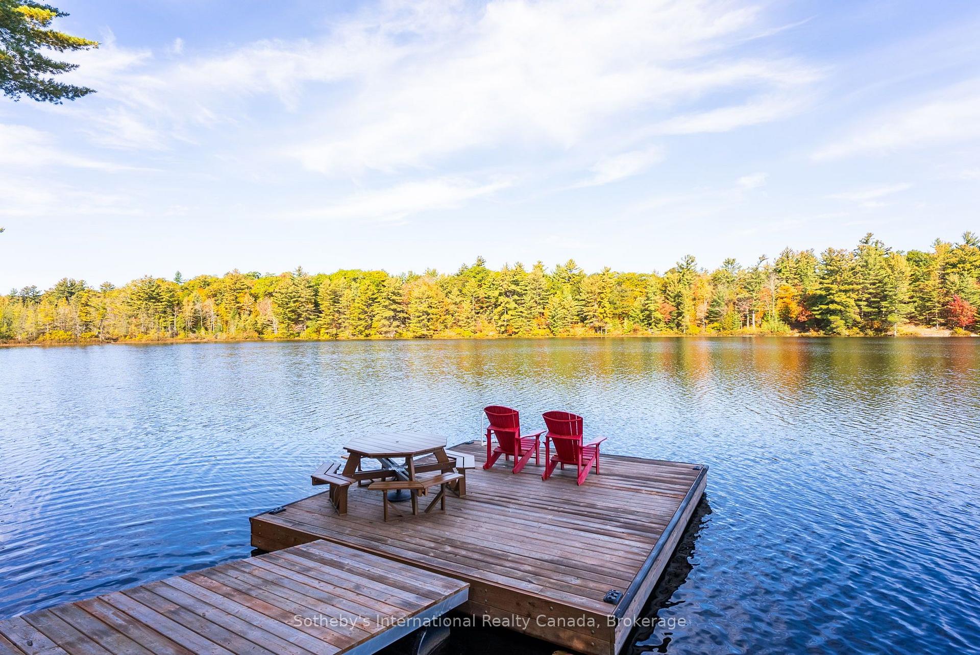 110 Carling Bay Road W