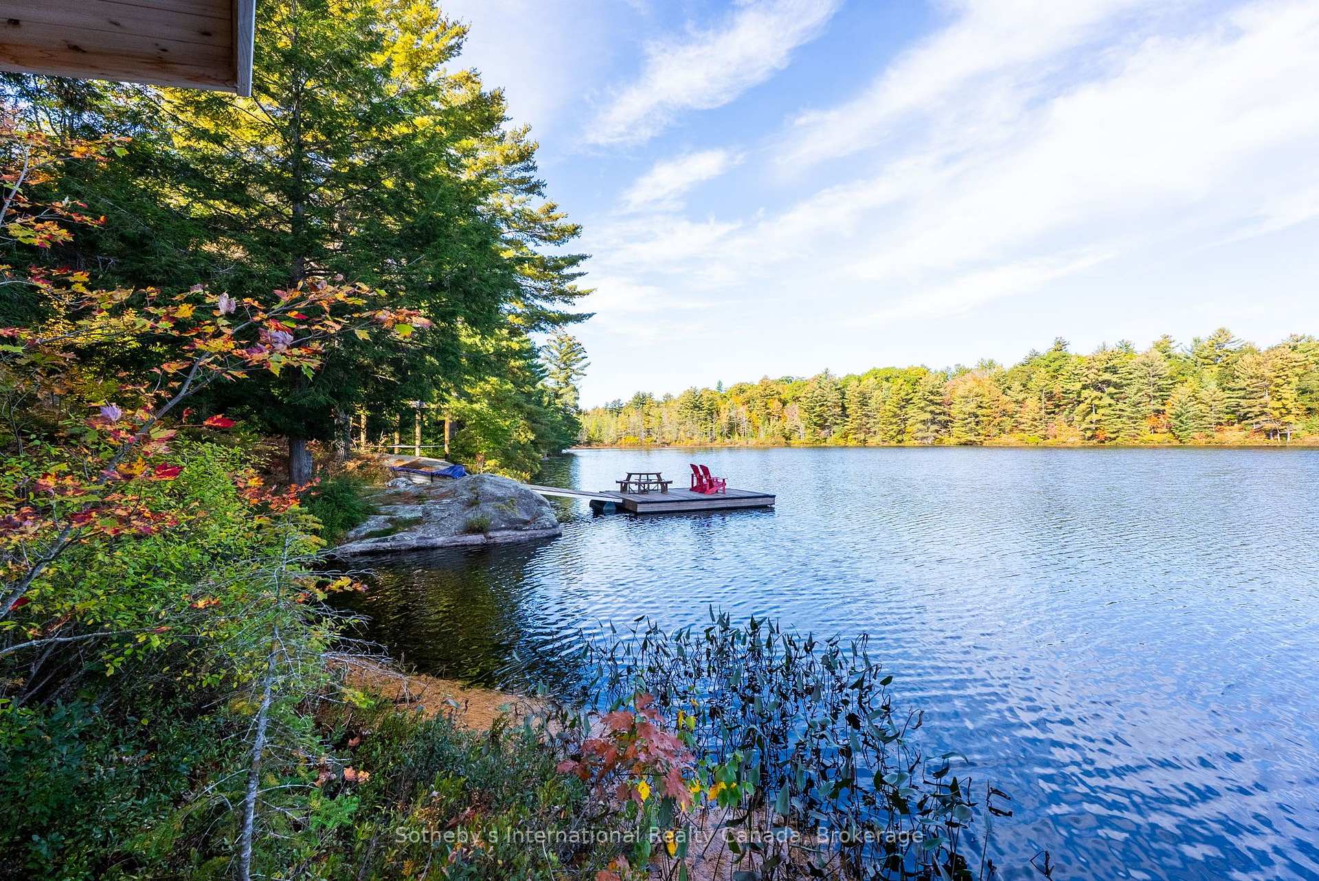110 Carling Bay Road W