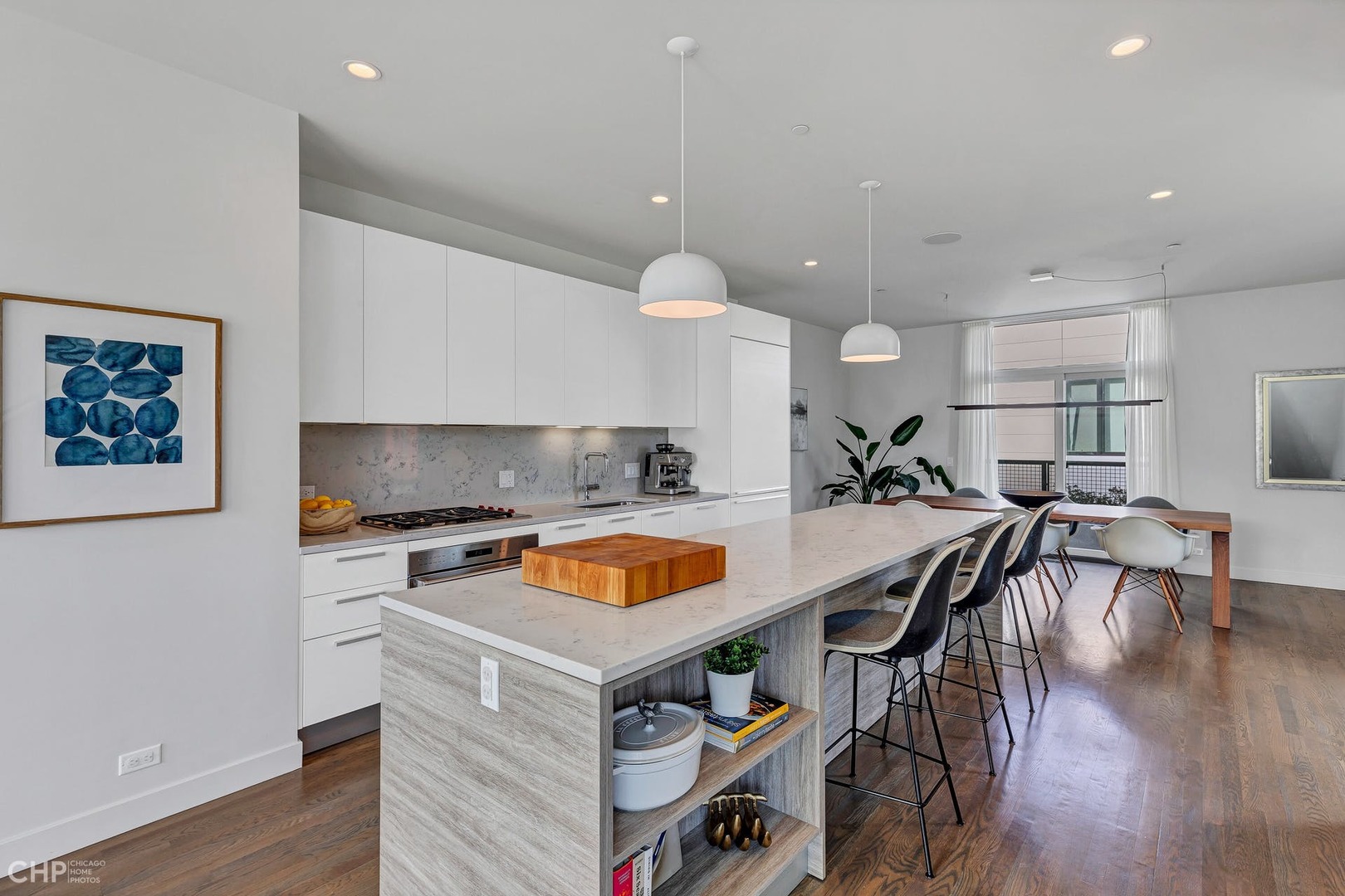 434 W Oak Street