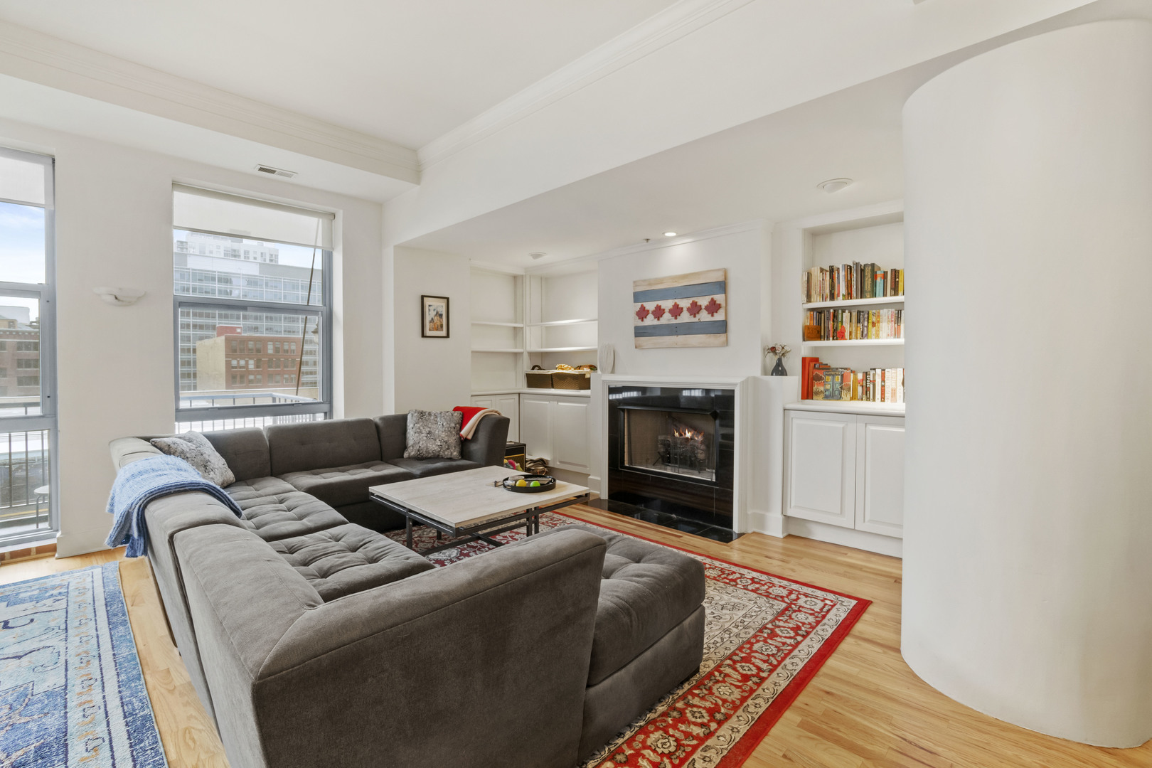 165 N CANAL Street Unit: 632