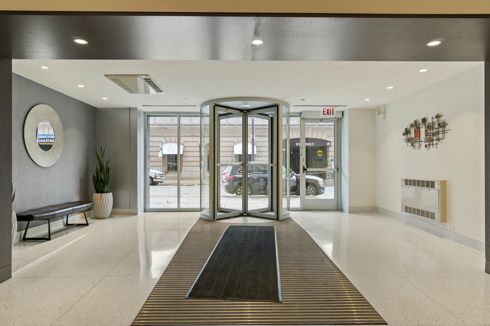 165 N CANAL Street Unit: 632