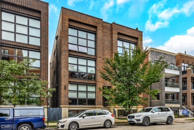 826 N Marshfield Avenue Unit: 1N