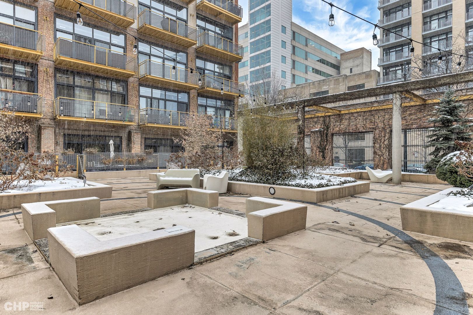 1910 S Indiana Avenue Unit: 727
