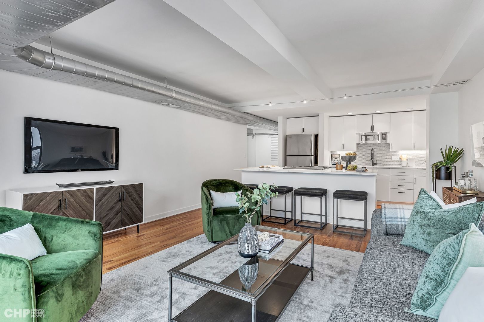 1910 S Indiana Avenue Unit: 727