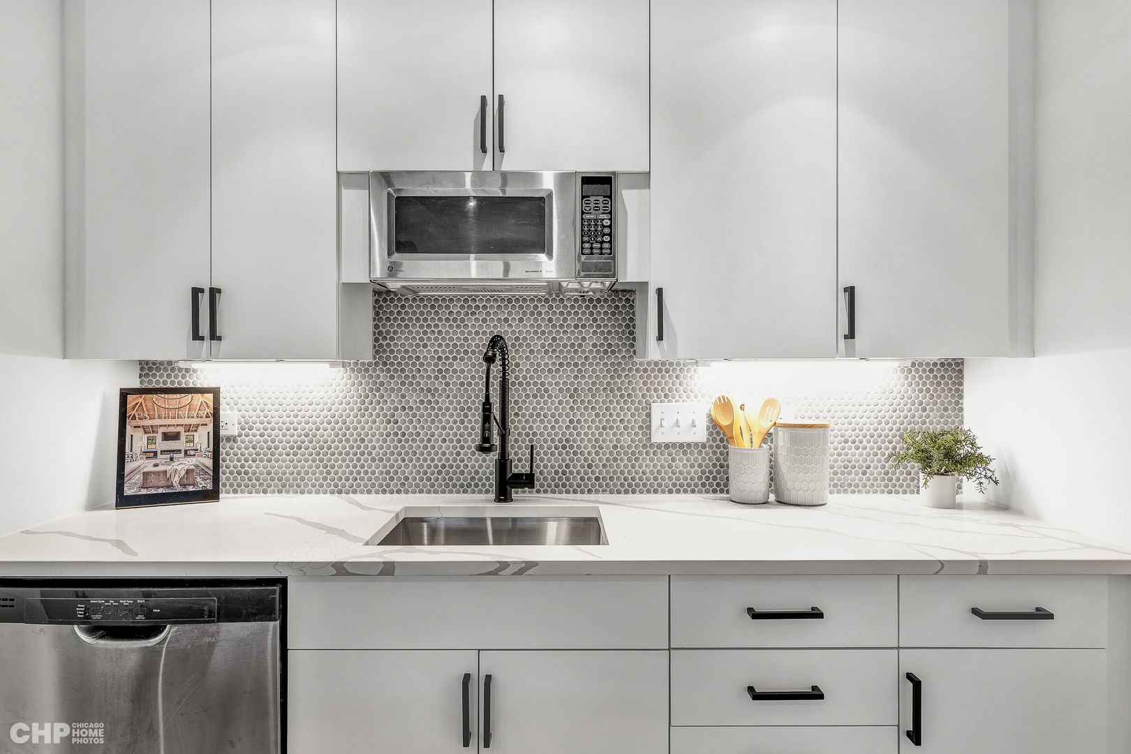 1910 S Indiana Avenue Unit: 727